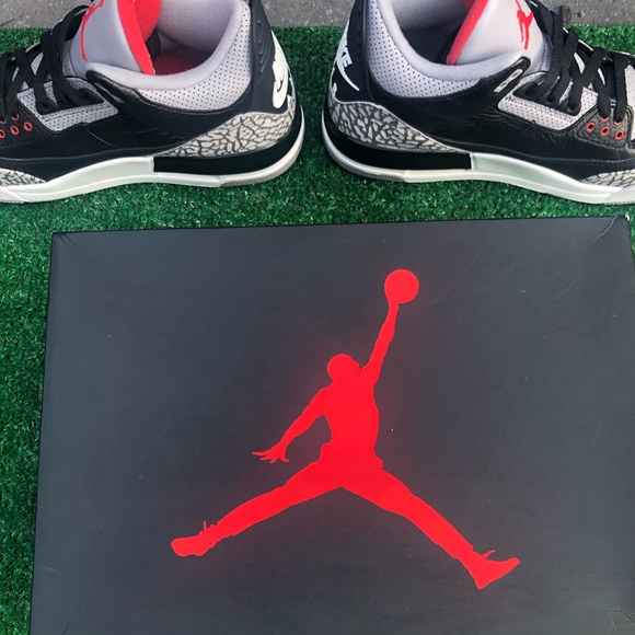 Jordan 3 black cement 2018 - Picture 9 of 11